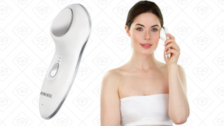 The HoMedics Sonic Facial Wand Ain't Magic, But It Does Feel Good